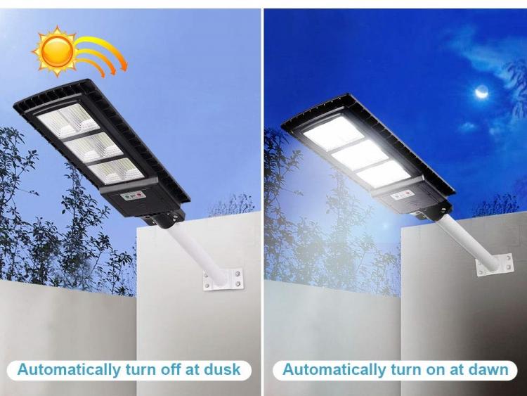 Lampione Stradale Faro Led 120W Pannello Solare Telecomando Sensore Crepuscolare