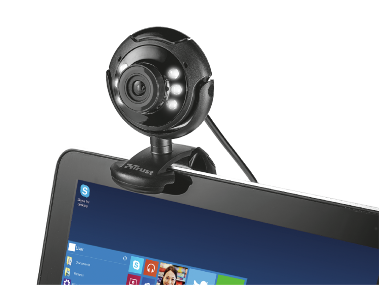 Webcam Trust Spotlight Con Microfono Interno E Luci Led Pc Desktop Skype Usb