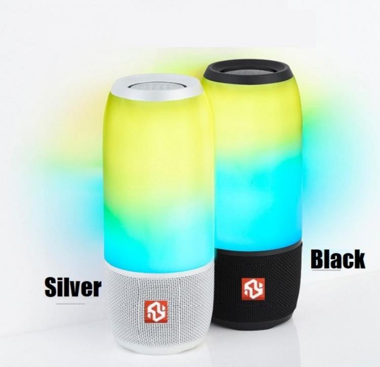 CASSA SPEAKER BLUETOOTH IMPERMEABILE LAMPADA LED PULS VIVAVOCE SMARTPHONE IPHONE