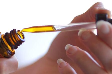 Olio 31 Balsamico Alle 31 Erbe Naturali Raffreddore Articolazioni Dolori 100 Ml