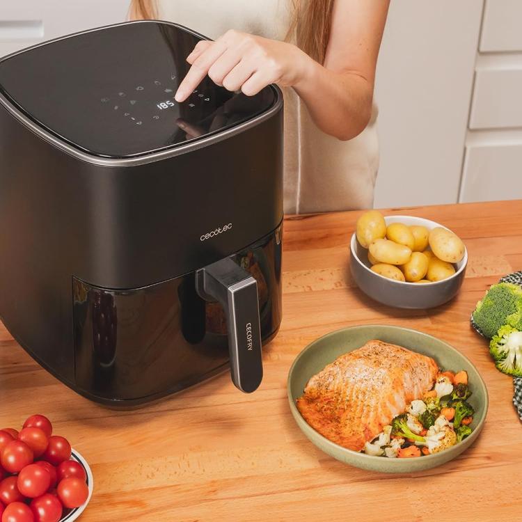 Cecotec Friggitrice Ad Aria 5.5L Digitale Cecofry Fantastik 5500 Air Fryer 1500w