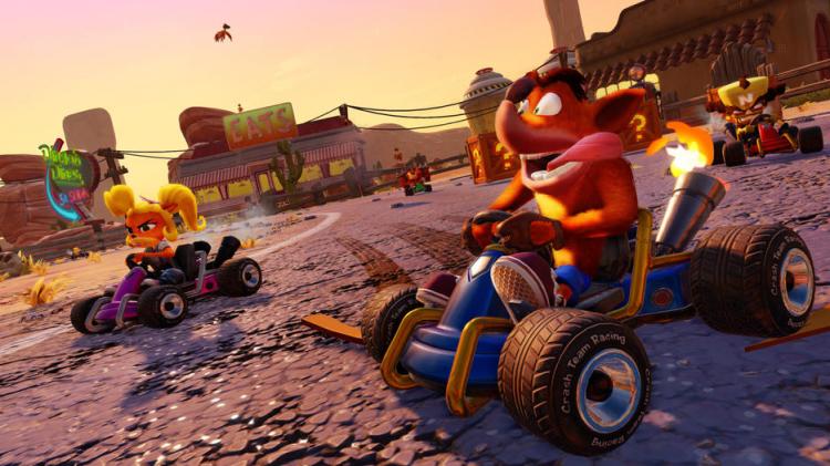 BUNDLE CRASH BANDICOOT N SANE TRILOGY + CTR TEAM RACING PS4 2 DISCHI ITALIANO EU