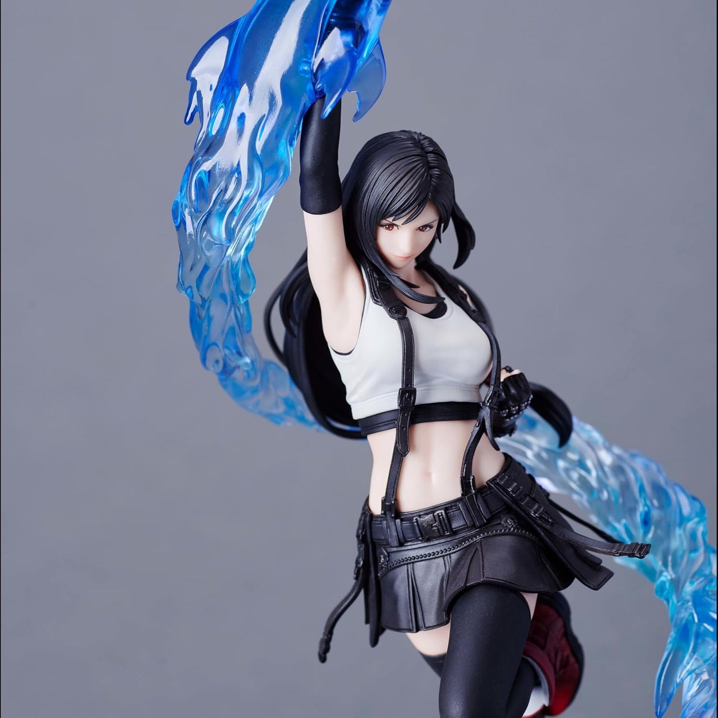 Square Enix Final Fantasy VII Rebirth: Tifa Lockhart (Limit Break Dolphin Flurry) Figure PVC 25cm
