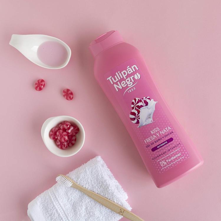 Tulipan Negro Shower Gel Bagno (Panna E Fragole Dolci) Bagnoschiuma Fucsia 650Ml