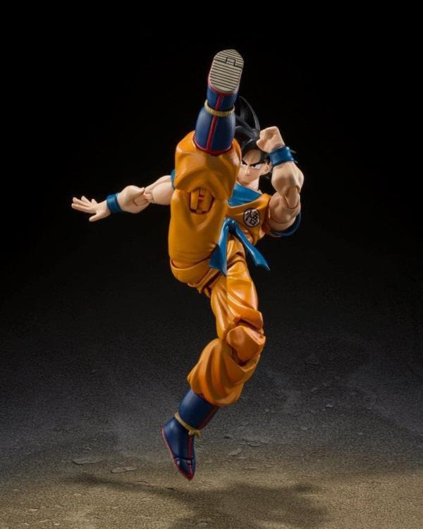 BANDAI SH FIGUARTS : DRAGON BALL SUPER (SUPER HERO SON GOKU) ACTION FIGURE 15CM