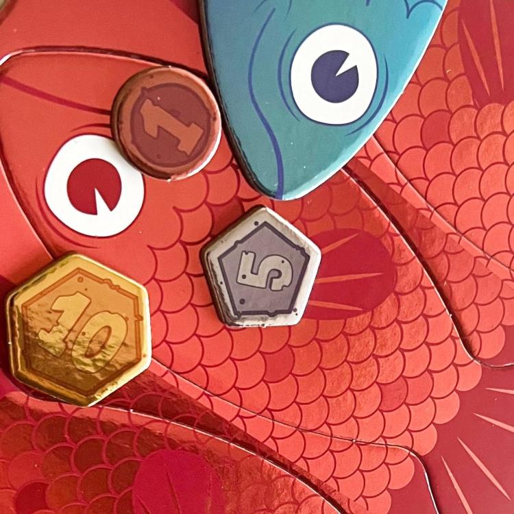 Asmodee: Sounds Fishy - Gioco da Tavolo Party Game 10+ 4-10 Giocatori Ediz. Ita