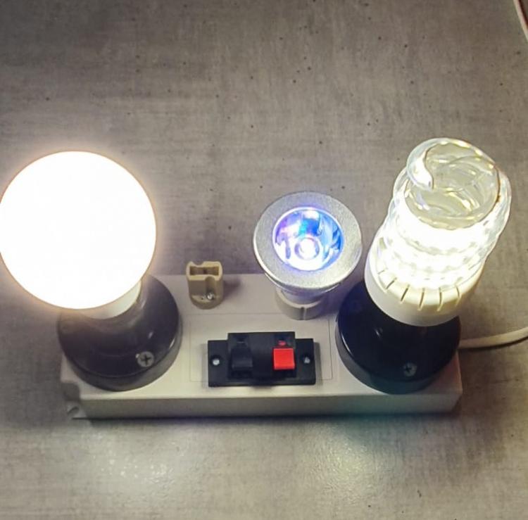 Tester Prova Lampadine Da Banco Attacco E14 E27 Gu10 G9 Test Luci A Interruttore