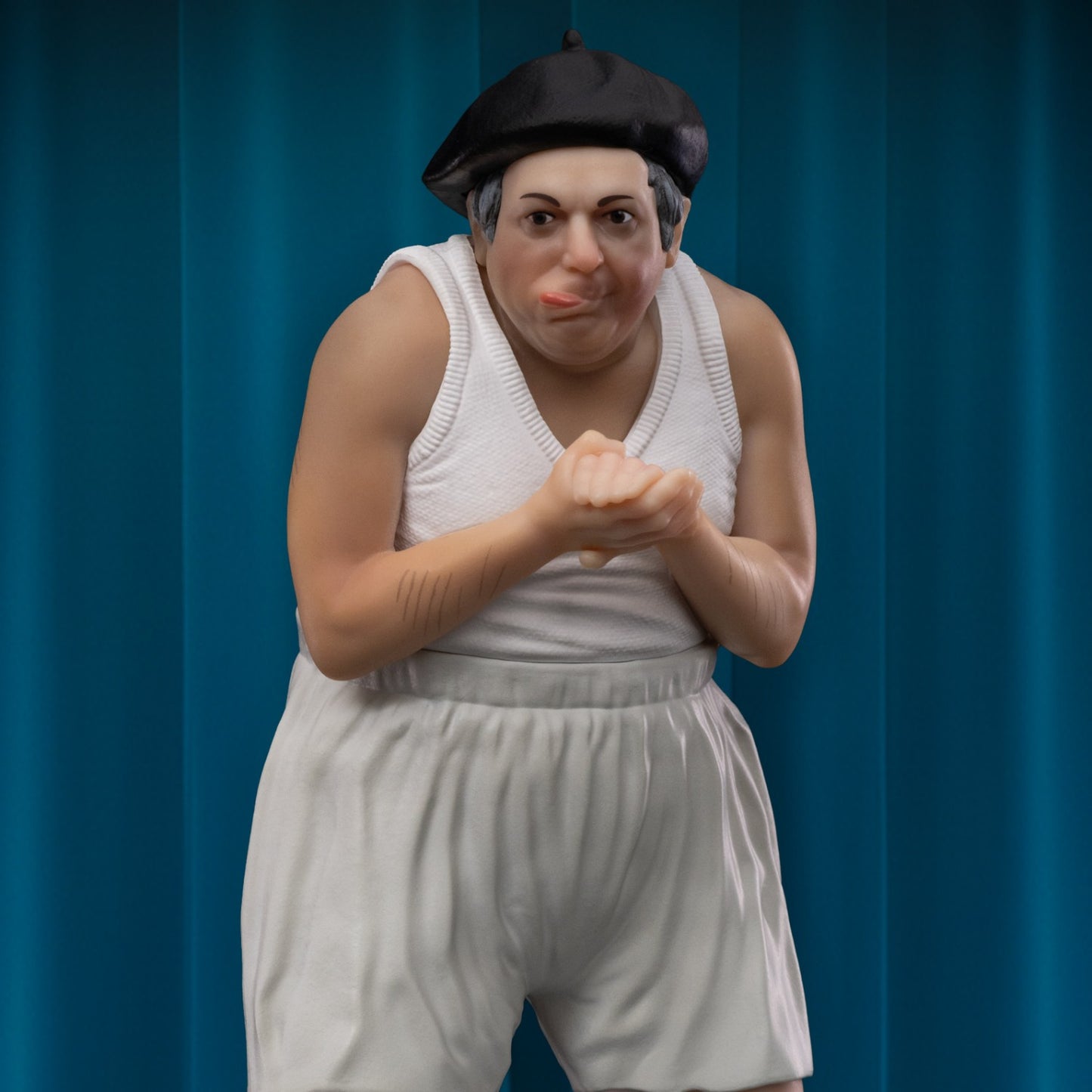 Infinite - Fantozzi: Allupato Cine-Moni Pvc Mini Figure 1:10 da 15Cm (Preorder) Statuetta