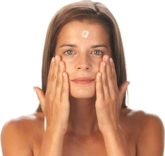 3pz Garnier Ambra Solaire Doposole Latte Idratante Lenitivo Con Aloe Vera 400Ml