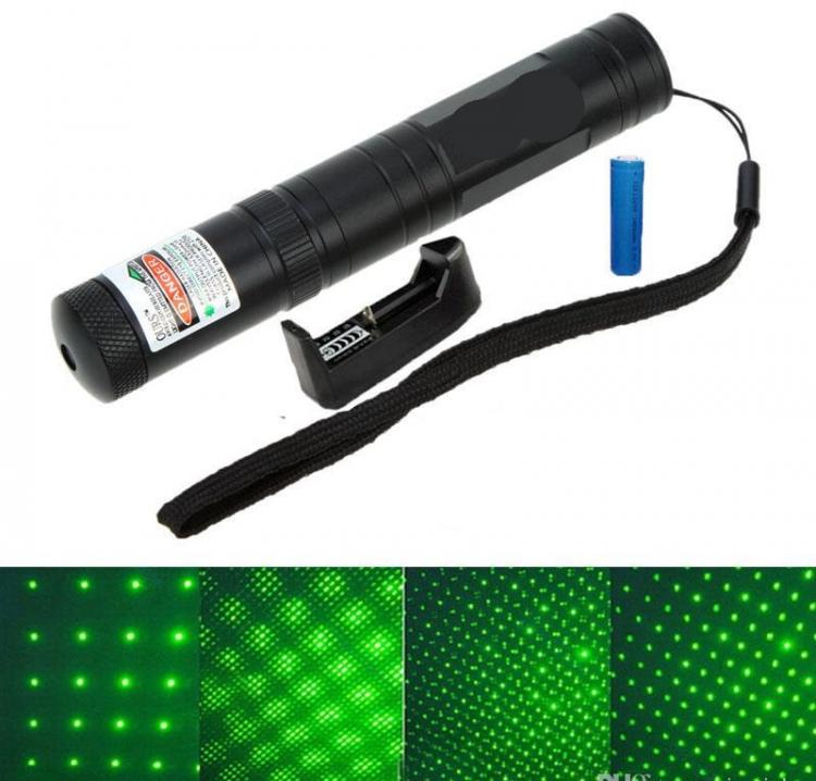 Puntatore Laser Pointer Verde A Penna Regolabile Focus Ricaricabile Astronomico