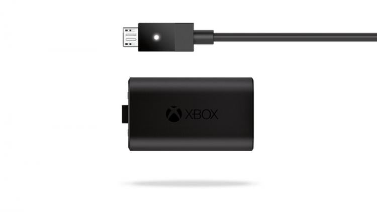 Microsoft Kit Play & Charge Batteria E Caricatore Controller Xbox One / Serie X
