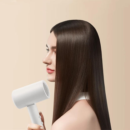 Xiaomi Asciugacapelli Compact Hair Dryer H101 1600W - Pieghevole e Potente - Phon da Viaggio, con Diffusore per styling, 2 livelli di Riscaldamento e Potenza - White/Bianco