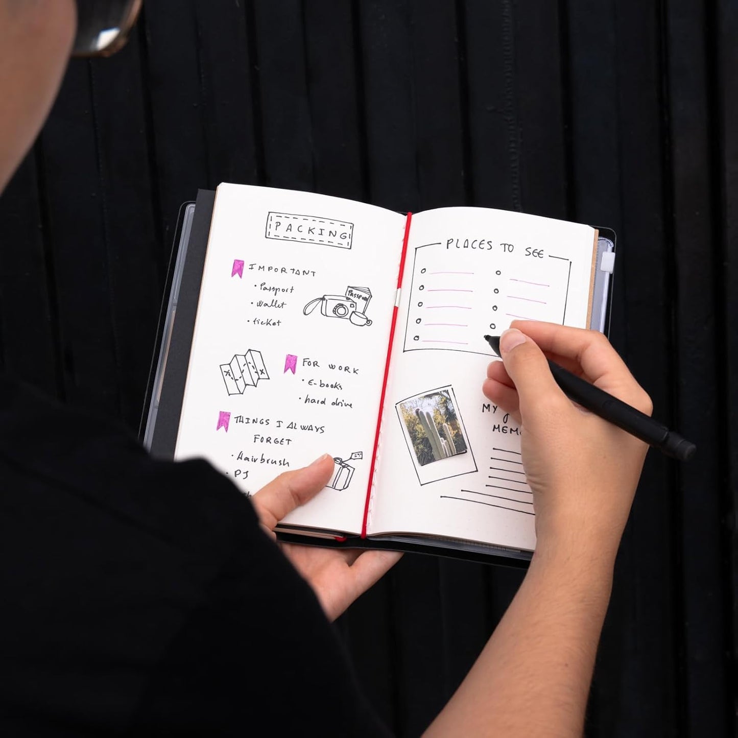 Taccuino Stranger Things "Welcome to Hawins" Diario Personale Viaggio 2 Quaderni Sostituibili: Bullet Journal Puntinato e a Righe 160 pag