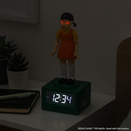Paladone Orologio Sveglia Digitale Squid Game (Young Hee) Luce Ufficiale Netflix