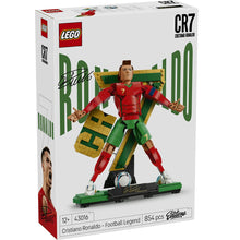 LEGO Editions 43016 (Cristiano Ronaldo) Leggenda del Calcio - 854 pcs Kit Modellismo con Action Figure 3D da Esposizione - Giocattolo Decorazione Cameretta - Regalo per Bambini e Bambine da 12 Anni e Fan Adulti (World Cup 2026)