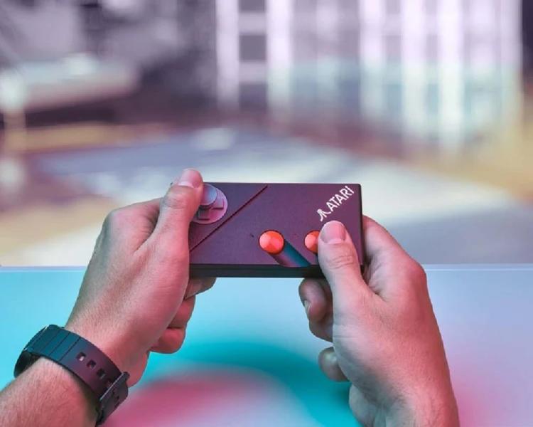 Atari Retro Games Gamepad Wireless Cx78+ Compatibile con 2600 e 7800