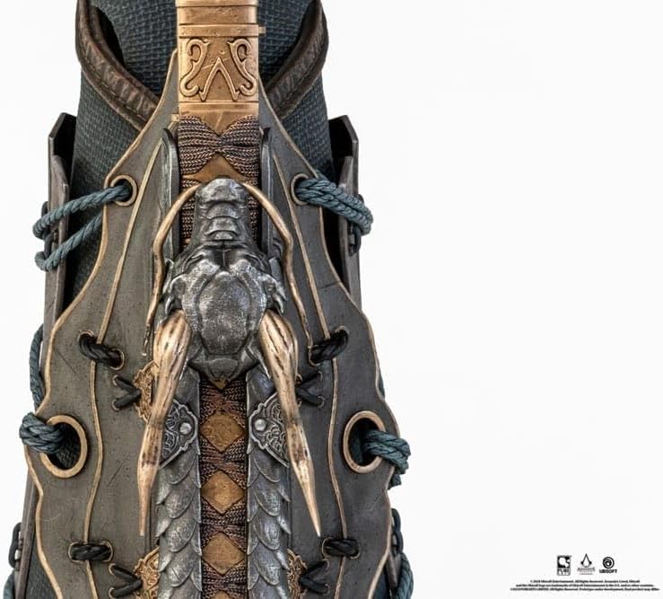 Assassin's Creed Shadows: Naoe Hidden Blade (Lama Celata) Figure 45cm