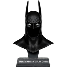 McFarlane Toys DC Direct - Batman Arkham Asylum - Cowl Replica 17,5 cm PVC Figure