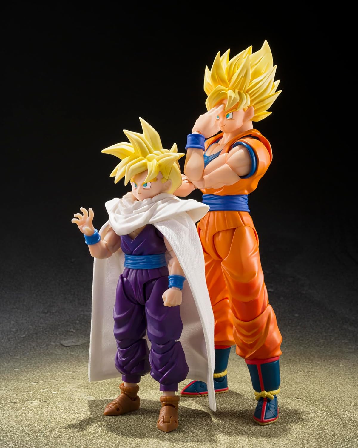 Bandai S.H. Figuarts: Dragon Ball Z Son Goku Super Saiyan - Figure Articolata 16cm