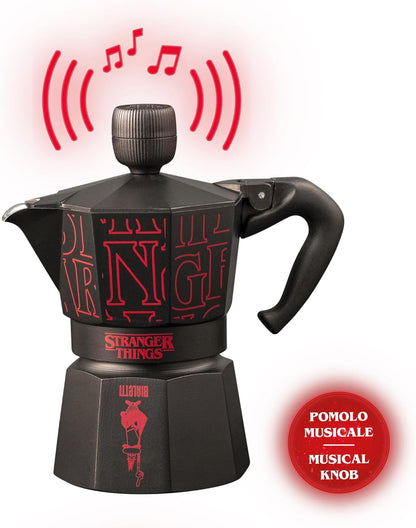 Bialetti - Moka Express Musicale 3 Tazze Stranger Things Ricarica Usb-C 130ml