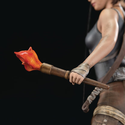 Dark Horse Deluxe: Tomb Raider - Lara Croft (Survivor Era) Statua Figure 28cm