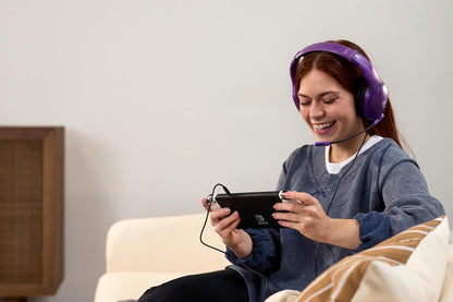 TURTLE BEACH Airlite™ Fit Cuffie da gioco Wired Gaming per Nintendo Switch 1 e 2 (Ghost Purple) Microfono flip-and-mute, padiglioni auricolari dal comfort superiore, licenza ufficiale per tutti i Nintendo Switch