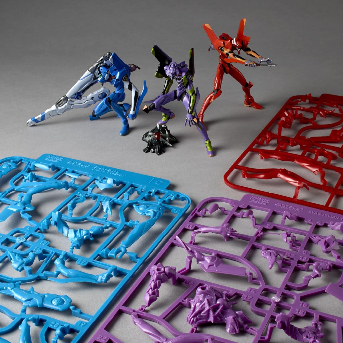 Kaiyodo Artpla Sculpture Works: Evangelion Unit-01 | Unit-02 | Unit-00 – Kai Interception In Tokyo-3 Model Kit Figure 12cm