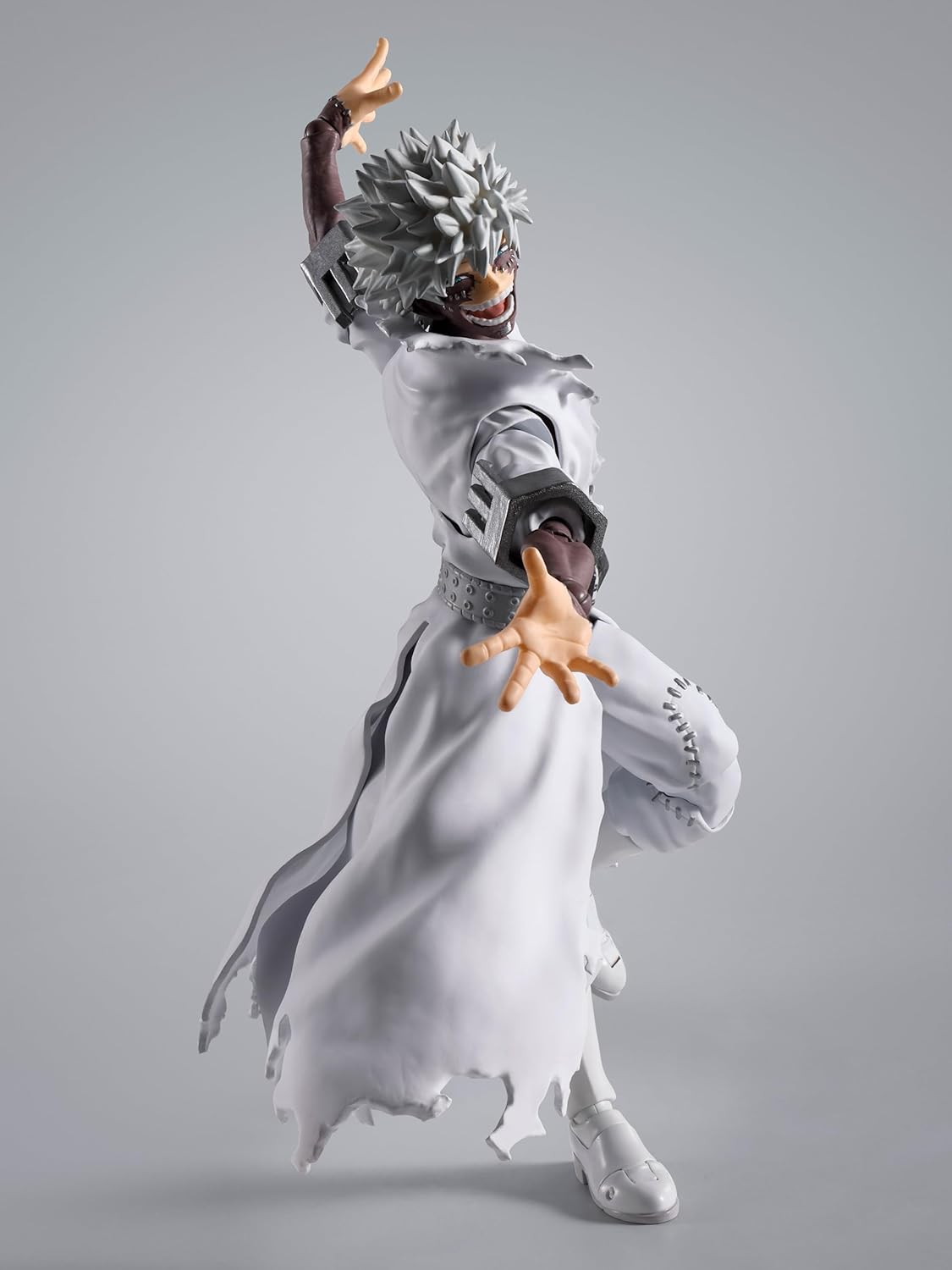 Bandai S.H. Figuarts My Hero Academia: Dabi (Toya Todoroki) Action Figure 16cm