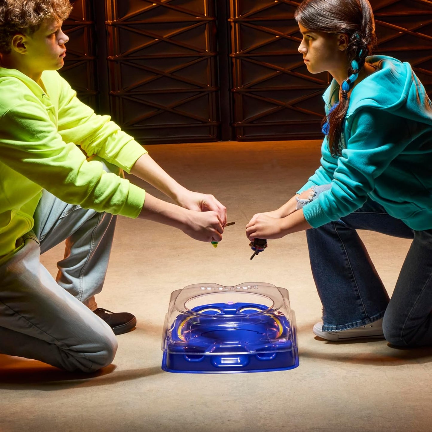 Hasbro - Beyblade X (X-Drop Battle Set da Combattimento) Battle Beystadium + 2 Trottole