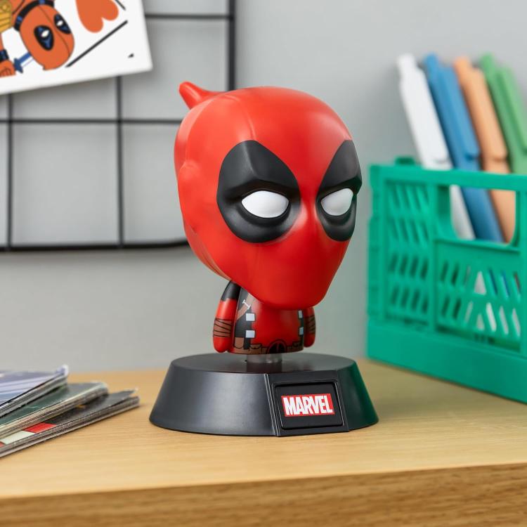 Paladone Icons Lampada Da Tavolo 3D Marvel 007 Deadpool Light Luce Notturna 11Cm