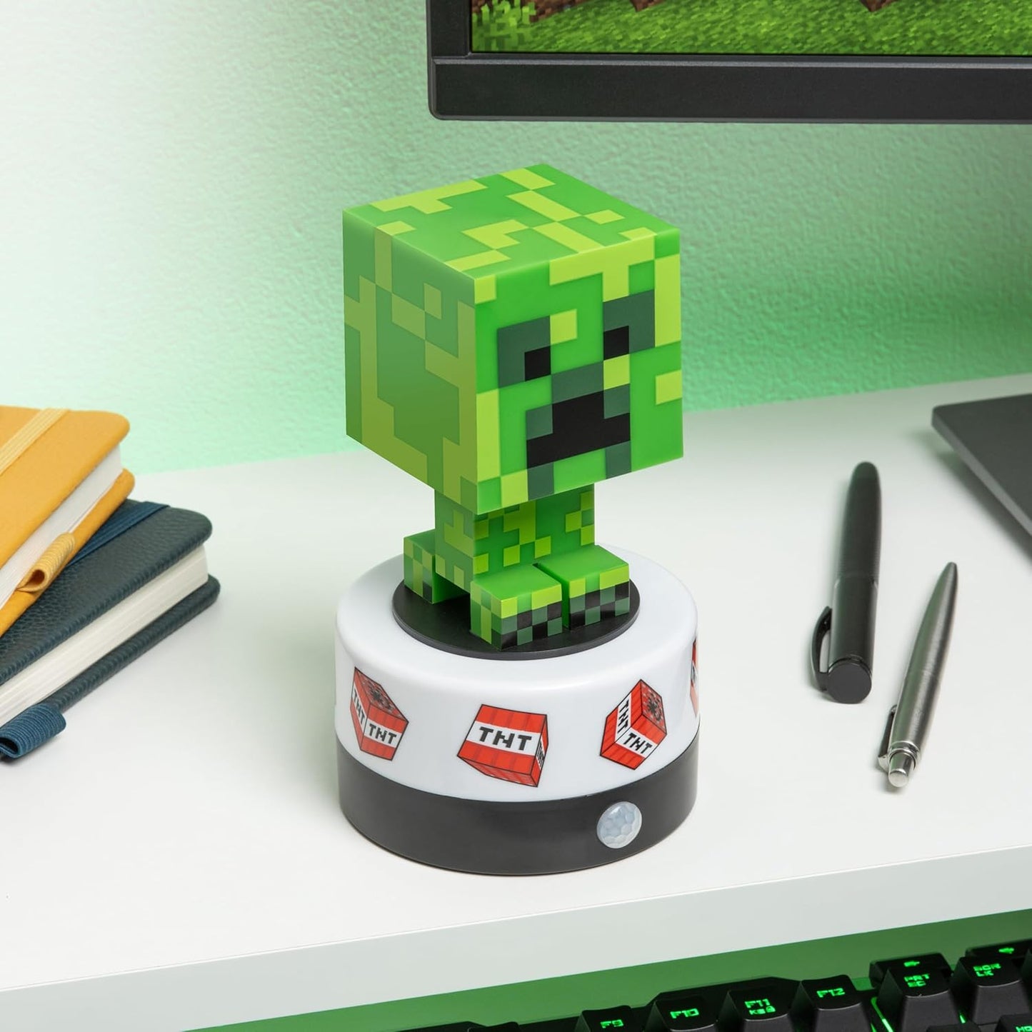 Paladone Minecraft Creeper Luce notturna Con Sensore di Movimento Lampada a Led