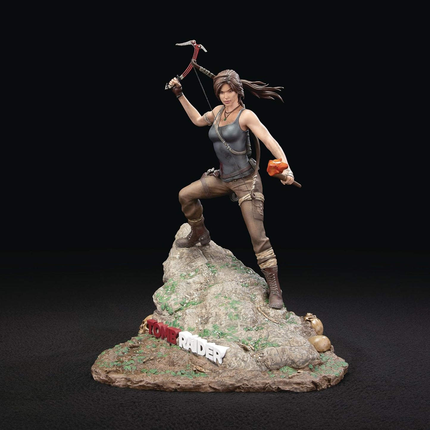 Dark Horse Deluxe: Tomb Raider - Lara Croft (Survivor Era) Statua Figure 28cm