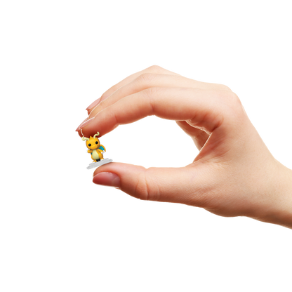 Funko Bitty Pop! Display Pokémon - Poké Ball Display Shelf + 2 Mini Vinyl Figure