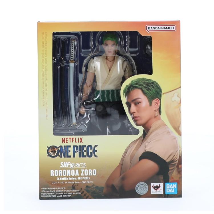 BANDAI SH FIGUARTS: SERIE NETFLIX ONE PIECE (RORONOA ZORO) ACTION FIGURE 15 cm