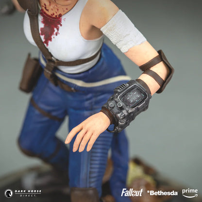 Dark Horse Deluxe: Fallout (Bethesda) Lucy Figure Action Figure Statua 20cm