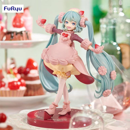 Furyu Hatsune Miku Sweetsweets Strawberry Chocolate Figure Pvc 17Cm Statuetta