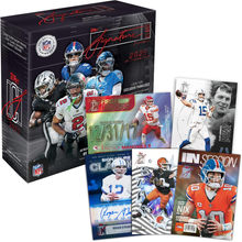 Topps NFL Signature Class Football Mega Box Card Collezionabili 80 Carte Ufficiali - 10 Buste TCG