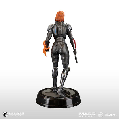 Dark Horse Deluxe: Mass Effect - Commander Jane Shepard Statua Figure 24cm