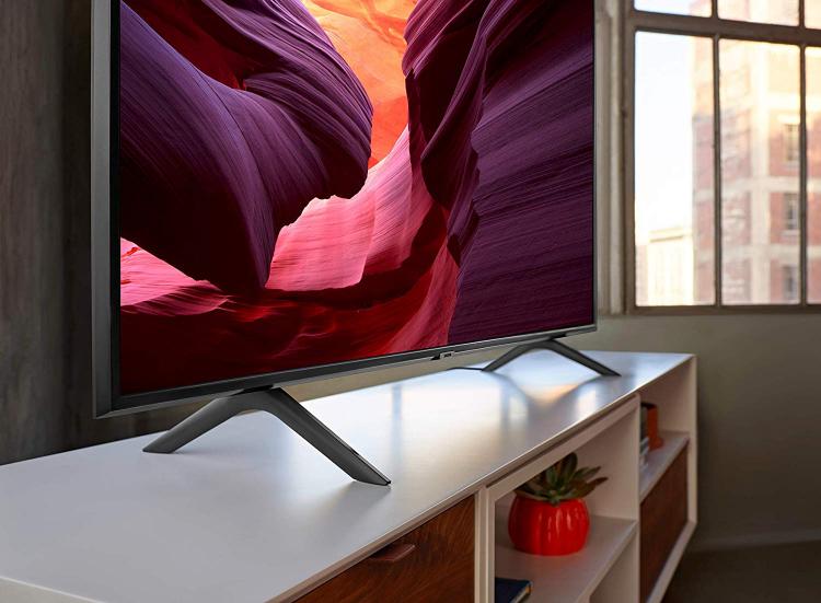 Smart Tv Qled Samsung Qe43Q60Ratxzt 43" Ultra Hd 4K Flat Wi-Fi Ps4 Pro Hdr Pc