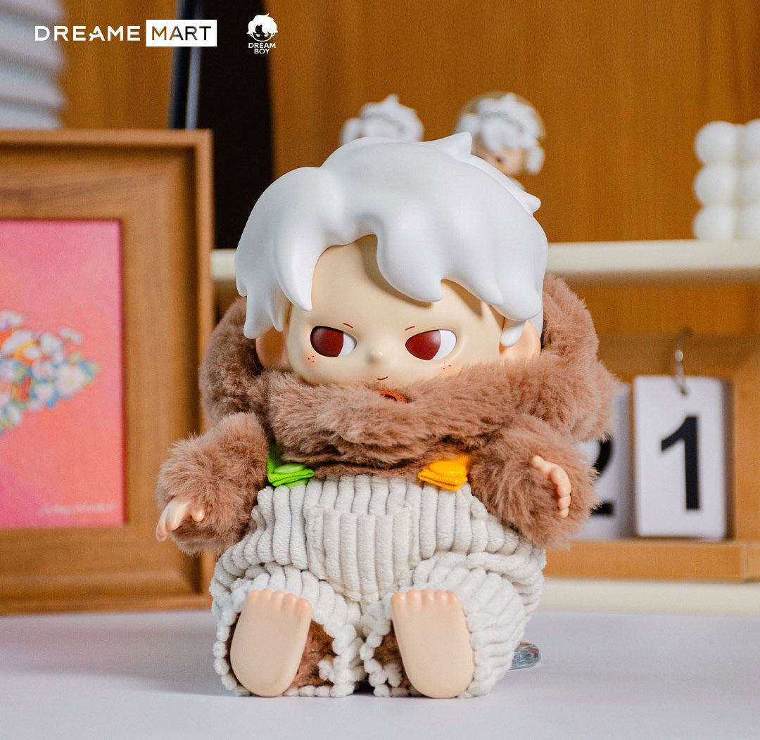 Dream Boy Spring Outing Bear Figure – Bambola 25cm In Peluche E Vinile
