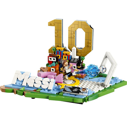 LEGO Editions 43011 (Lionel Messi) Highlights Calcistici Leggenda del Calcio - 500 pcs Kit Modellismo con Action Figure 3D da Esposizione - Giocattolo Decorazione Cameretta - Regalo per Bambini e Bambine da 10 Anni e Fan Adulti (World Cup 2026)
