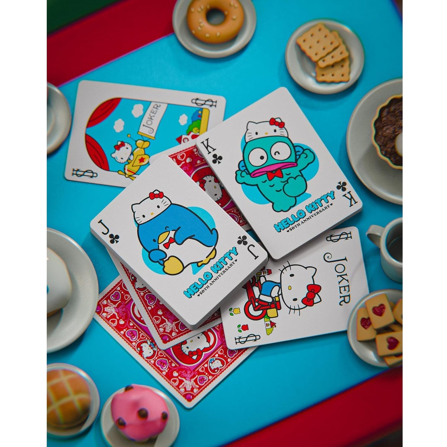 Bicycle - Hello Kitty (50th Anniversary) Sanrio - Playing Cards - Mazzo di Carte da Collezione, Poker, Magia e Cardistry basato sul famoso Anime Manga Giapponese