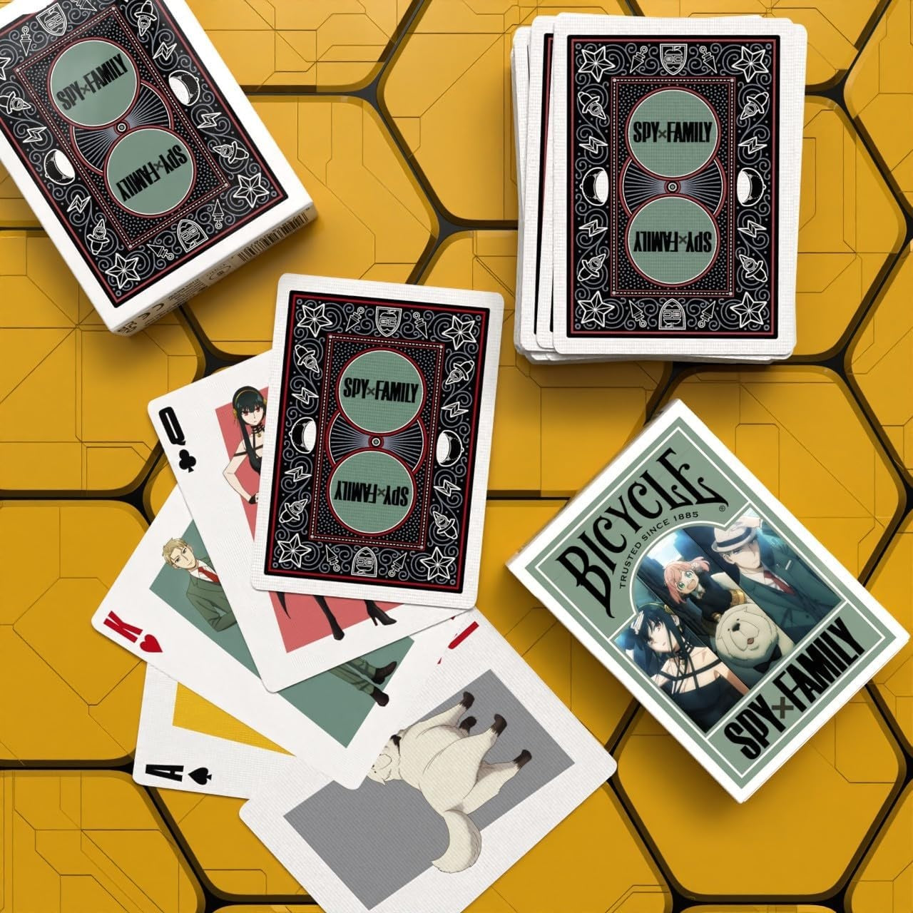 Bicycle - Spy x Family - Playing Cards - Mazzo di Carte da Collezione, Poker, Magia e Cardistry basato sul famoso Anime Manga Giapponese