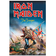 Maxi Poster Rock: Iron Maiden (The Trooper) Locandina dell'Album Rock Vinile da Parete Incorniciabile 91x61 cm