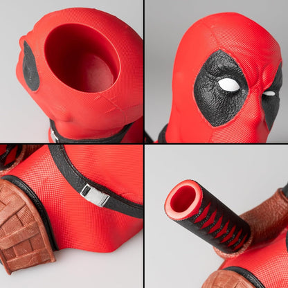 Portapenne da Scrivania Marvel (Deadpool) Gadget 3D - Porta Penne Decorativo in Resina con Scomparto Interno | Cancelleria (9,8 x 16,3 x 9,8 cm)