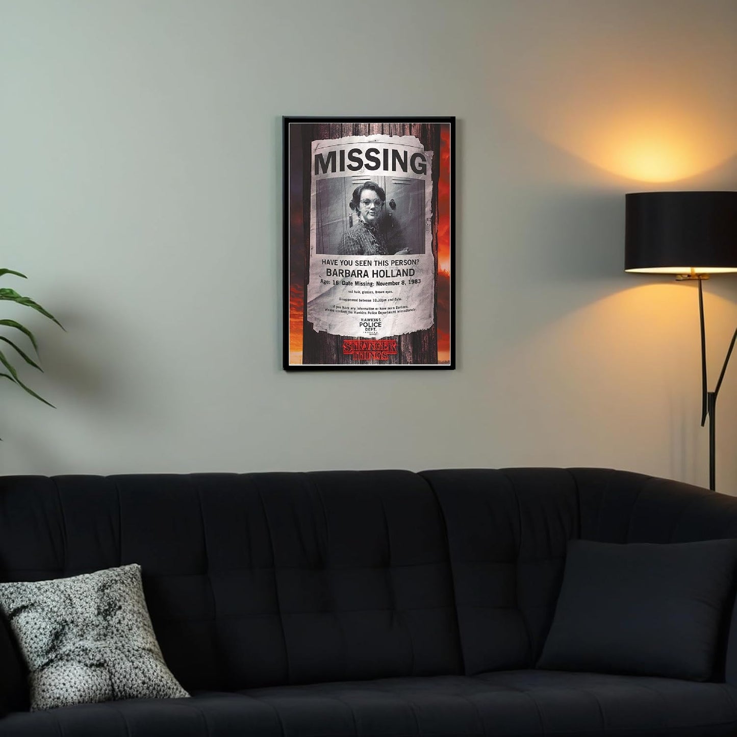 Maxi Poster Locandina Stranger Things (Barb Missing) Horror Incorniciabile 91x61cm