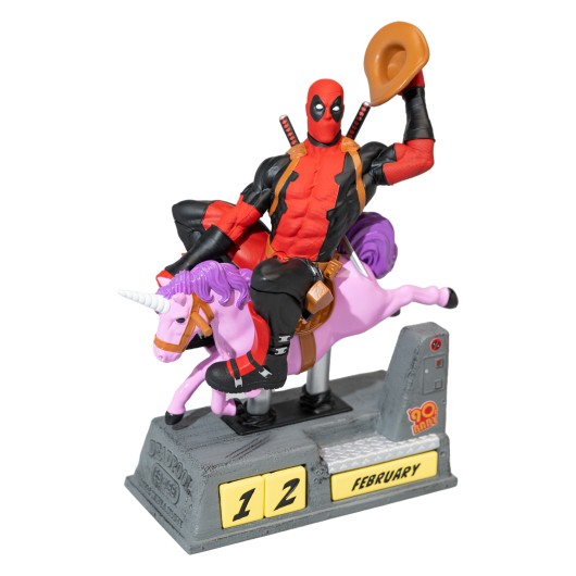 Marvel Deadpool Pony Calendario 3D Perpetuo Da Tavolo Figure Gadget Statua 21Cm