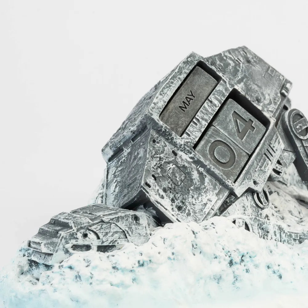 Calendario Perpetuo - Star Wars (Atat Abbattuto) 3D da Tavolo Decorazione Scrivania per Fans: Regalo Gadget (Guerre Stellari) 20,1 x 7,8 x 12,2 cm.