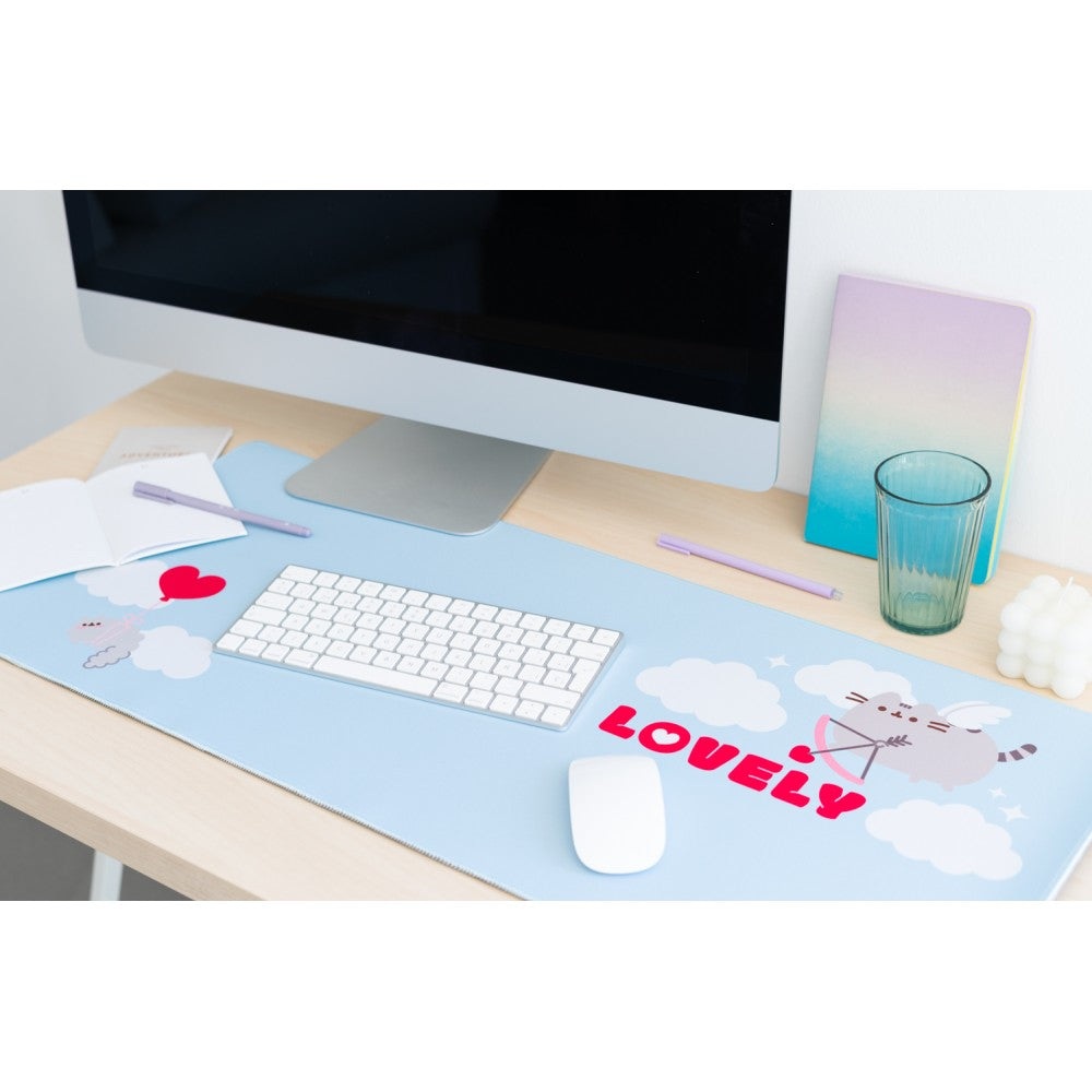 Pusheen: The Cat (PURRFECT LOVE COLLECTION) Tappetino da Scrivania per Tastiera e Mouse Pad PC Gaming Deskmat XXL Regalo Kawaii