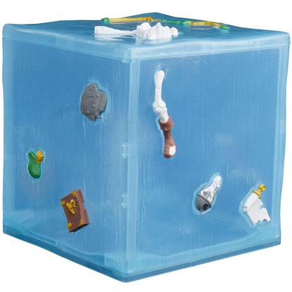Hasbro Dungeons & Dragons: Gelatinous Cube Golden Archive Figure Display 20cm